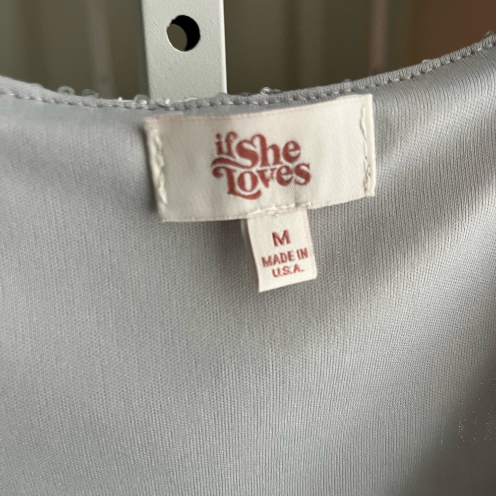 Elegant Silver Sequin Tank Top - Picture 2 of 2